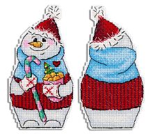 Набор для вышивания крестиком на пластиковой канве Снеговик с угощениями 13 х 7 см 15 цветов